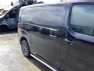 Gebruikte Schuifdeur rechts Toyota ProAce 2.0 D-4D 140 16V Prijs € 1.210,00 Inclusief btw aangeboden door Gebr Opdam B.V.