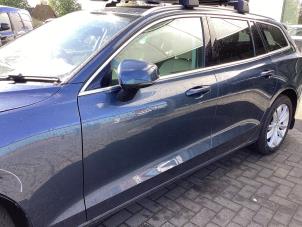 Gebruikte Portier 4Deurs links-voor Volvo V60 II (ZW) 2.0 D3 16V Prijs € 850,00 Margeregeling aangeboden door Gebr Opdam B.V.
