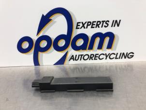 Gebruikte Antenne (diversen) BMW 4 serie Gran Coupe (F36) 428i 2.0 Turbo 16V Prijs € 18,00 Margeregeling aangeboden door Gebr Opdam B.V.