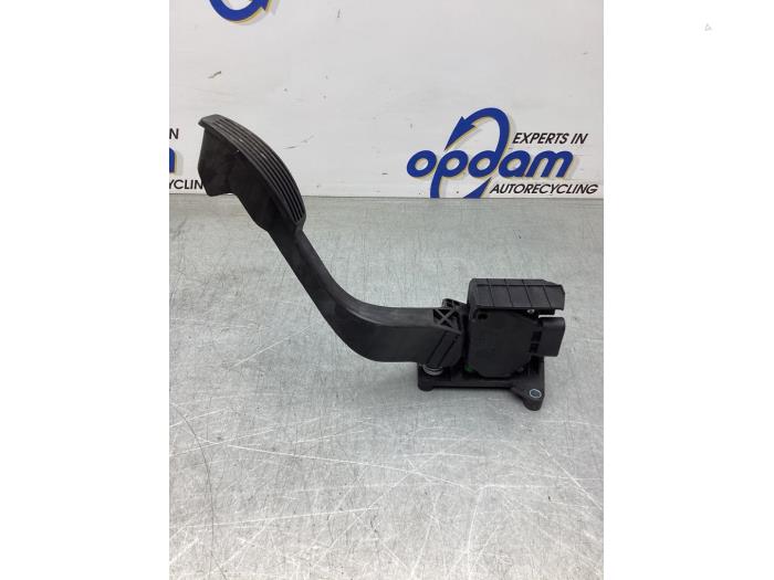 Gebruikte Gaspedaalpositie Sensor Fiat 500 (312) 0.9 TwinAir 85 Prijs € 30,00 Margeregeling aangeboden door Gebr Opdam B.V.