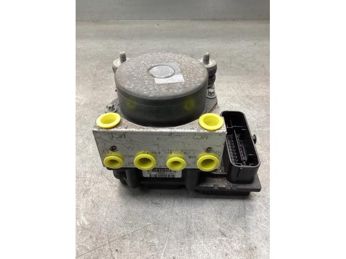Gebruikte ABS Pomp Fiat 500 (312) 0.9 TwinAir 85 Prijs € 50,00 Margeregeling aangeboden door Gebr Opdam B.V.