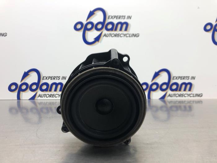 Gebruikte Luidspreker Mini Mini (F56) 1.5 12V Cooper Prijs € 18,00 Margeregeling aangeboden door Gebr Opdam B.V.