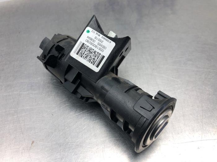 Computer Motormanagement van een Fiat 500 (312) 0.9 TwinAir 85 2017