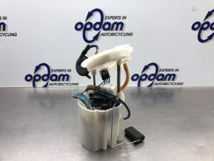 Gebruikte Benzinepomp Mini Mini (F56) 1.5 12V Cooper Prijs € 76,00 Margeregeling aangeboden door Gebr Opdam B.V.