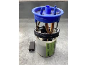 Gebruikte Benzinepomp Audi A1 (8X1/8XK) 1.2 TFSI Prijs € 35,00 Margeregeling aangeboden door Gebr Opdam B.V.