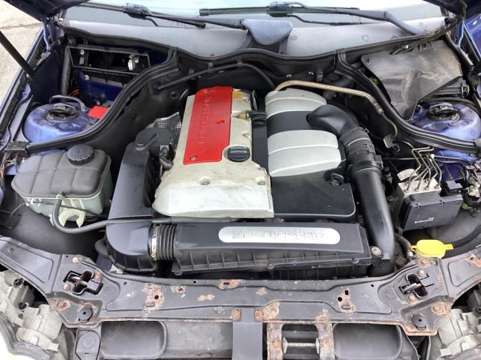 Gebruikte Motor Mercedes C Sportcoupé (C203) 2.3 C-230K 16V Prijs € 599,00 Margeregeling aangeboden door Gebr Opdam B.V.