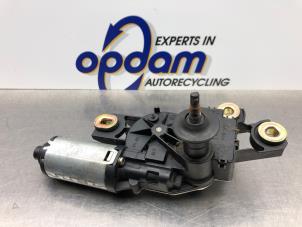 Gebruikte Ruitenwissermotor achter Seat Ibiza III (6L1) 1.4 16V 75 Prijs € 27,00 Margeregeling aangeboden door Gebr Opdam B.V.