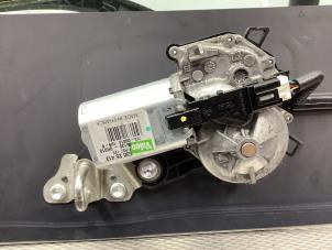 Gebruikte Ruitenwissermotor achter Toyota Aygo (B10) 1.0 12V VVT-i Prijs € 40,00 Margeregeling aangeboden door Gebr Opdam B.V.
