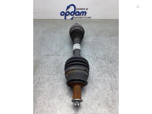 Gebruikte Steekas links-voor Mercedes A (W176) 2.0 A-250 Turbo 16V 4-Matic Prijs € 250,00 Margeregeling aangeboden door Gebr Opdam B.V.