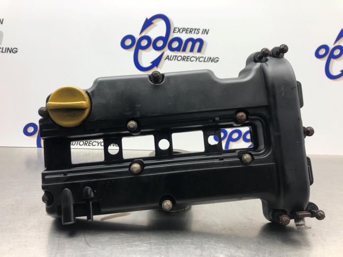Gebruikte Kleppendeksel Opel Meriva (A) 1.4 16V Twinport Prijs € 27,00 Margeregeling aangeboden door Gebr Opdam B.V.