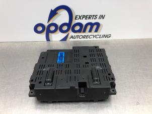 Gebruikte Blue&Me Fiat Grande Punto (199) 1.4 16V Prijs € 225,00 Margeregeling aangeboden door Gebr Opdam B.V.