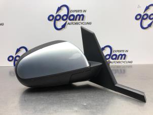 Gebruikte Buitenspiegel rechts Mitsubishi Colt (Z2/Z3) 1.3 16V Prijs € 45,00 Margeregeling aangeboden door Gebr Opdam B.V.