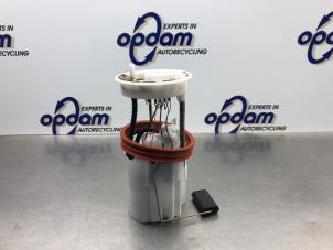 Gebruikte Benzinepomp Volkswagen Up! (121) 1.0 12V EcoFuel Prijs € 72,00 Margeregeling aangeboden door Gebr Opdam B.V.