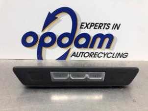 Gebruikte Schakelaar Stoelverstelling BMW 7 serie (G11/12) 740d,Ld xDrive 24V Prijs € 36,00 Margeregeling aangeboden door Gebr Opdam B.V.