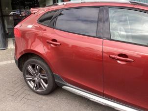 Gebruikte Deur 4Deurs rechts-achter Volvo V40 Cross Country (MZ) 2.0 D3 20V Prijs € 250,00 Margeregeling aangeboden door Gebr Opdam B.V.