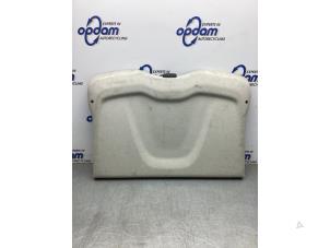 Gebruikte Hoedenplank Volvo V40 (MV) 2.0 D4 16V Prijs € 50,00 Margeregeling aangeboden door Gebr Opdam B.V.