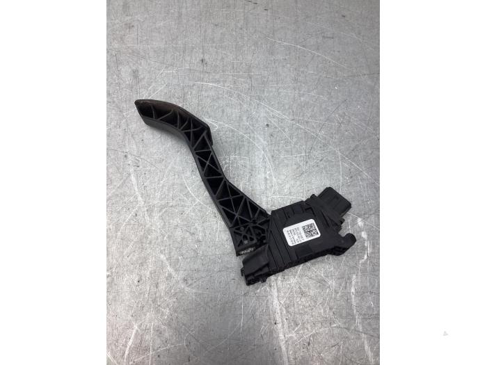 Gebruikte Gaspedaalpositie Sensor Volkswagen Golf VII (AUA) 1.6 TDI BlueMotion 16V Prijs € 20,00 Margeregeling aangeboden door Gebr Opdam B.V.