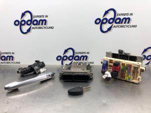 Gebruikte Computer Motormanagement Alfa Romeo GT (937) 2.0 JTS 16V Prijs € 315,00 Margeregeling aangeboden door Gebr Opdam B.V.