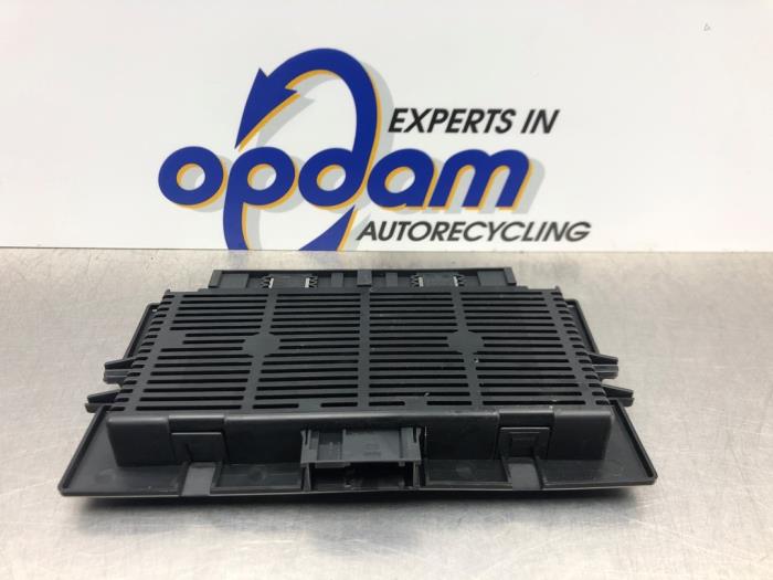 Gebruikte Computer Verlichting BMW 1 serie (E87/87N) 118d 16V Prijs € 112,00 Margeregeling aangeboden door Gebr Opdam B.V.