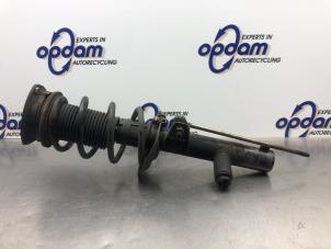 Gebruikte Veerpoot links-voor Seat Leon (5FB) 2.0 TSI Cupra 300 16V Prijs € 250,00 Margeregeling aangeboden door Gebr Opdam B.V.