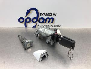 Gebruikte Slotenset Cilinder (compleet) Seat Leon (5FB) 2.0 TSI Cupra 300 16V Prijs € 135,00 Margeregeling aangeboden door Gebr Opdam B.V.