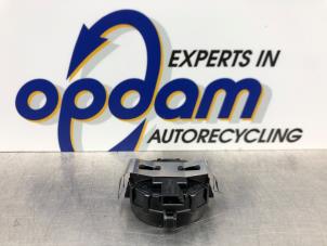 Gebruikte Regensensor Renault Modus/Grand Modus (JP) 1.2 16V Prijs € 36,00 Margeregeling aangeboden door Gebr Opdam B.V.