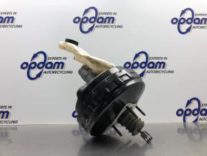 Gebruikte Rembooster Ford Mondeo IV Wagon 2.0 16V Prijs € 90,00 Margeregeling aangeboden door Gebr Opdam B.V.