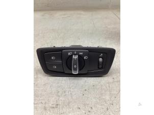 Gebruikte Schakelaar Licht BMW 1 serie (F20) 125i 2.0 16V Prijs € 50,00 Margeregeling aangeboden door Gebr Opdam B.V.