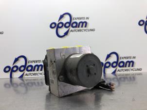 Gebruikte ABS Pomp Ford Mondeo IV Wagon 2.0 16V Prijs € 68,00 Margeregeling aangeboden door Gebr Opdam B.V.