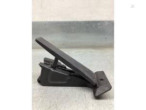 Gebruikte Gaspedaalpositie Sensor BMW 1 serie (F20) 125i 2.0 16V Prijs € 50,00 Margeregeling aangeboden door Gebr Opdam B.V.