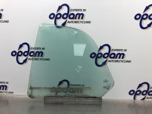 Gebruikte Ruit Extra 2Deurs links-achter Volkswagen Golf III Cabrio Restyling (1E7) 1.8 Kat. Prijs € 32,00 Margeregeling aangeboden door Gebr Opdam B.V.