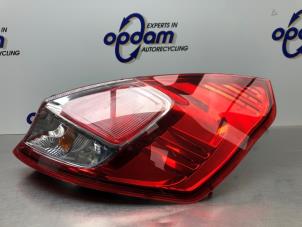 Gebruikte Achterlicht rechts Ford Fiesta 6 (JA8) 1.0 Ti-VCT 12V 65 Prijs € 45,00 Margeregeling aangeboden door Gebr Opdam B.V.