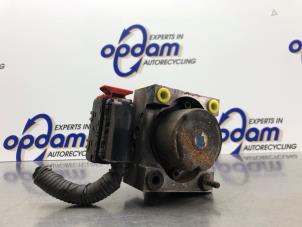 Gebruikte ABS Pomp Honda Jazz (GD/GE2/GE3) 1.3 i-Dsi Prijs € 180,00 Margeregeling aangeboden door Gebr Opdam B.V.