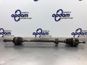 Gebruikte Aandrijfas rechts-voor Chevrolet Matiz 1.0 Prijs € 45,00 Margeregeling aangeboden door Gebr Opdam B.V.