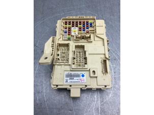 Gebruikte Zekeringkast Hyundai Kona (OS) 1.0 T-GDI 12V Prijs € 250,00 Margeregeling aangeboden door Gebr Opdam B.V.