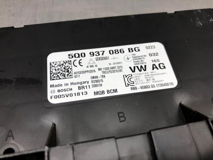 Computer Body Control van een Volkswagen Golf VII Variant (AUVV) 1.4 TSI 16V 2017