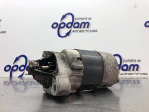 Gebruikte Startmotor Renault Twingo II (CN) 1.2 16V Prijs € 36,00 Margeregeling aangeboden door Gebr Opdam B.V.