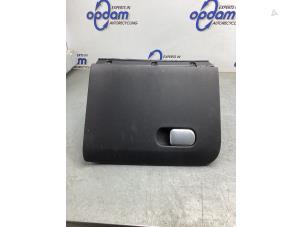 Gebruikte Dashboardkastje Citroen C3 Picasso (SH) 1.2 12V PureTech 110 Prijs € 50,00 Margeregeling aangeboden door Gebr Opdam B.V.