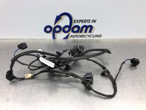 Gebruikte PDC Sensor Renault Clio IV (5R) 0.9 Energy TCE 90 12V Prijs € 125,00 Margeregeling aangeboden door Gebr Opdam B.V.