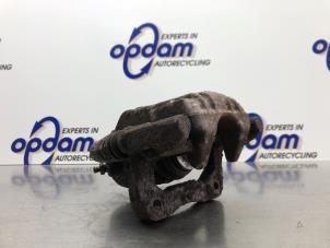 Gebruikte Remklauw (Tang) links-achter Audi A3 (8L1) 1.8 20V Prijs € 35,00 Margeregeling aangeboden door Gebr Opdam B.V.