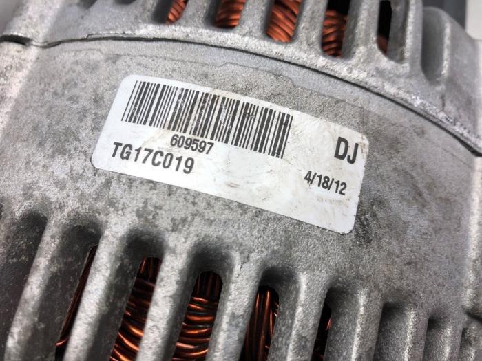 Dynamo van een Volkswagen Crafter 2.5 TDI 30/32/35 2010