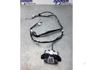 Gebruikte GPS Antenne Toyota Corolla Touring Sport (E21/EH1) 1.8 16V Hybrid Prijs € 50,00 Margeregeling aangeboden door Gebr Opdam B.V.