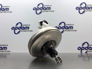 Gebruikte Rembooster Mini Mini (F55) 1.5 12V Cooper Prijs € 135,00 Margeregeling aangeboden door Gebr Opdam B.V.