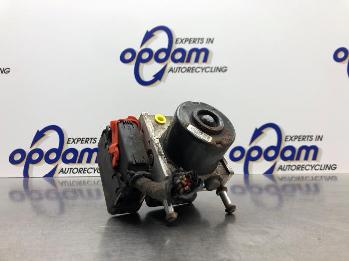 Gebruikte ABS Pomp Chevrolet Matiz (M200) 0.8 S,SE Prijs € 175,00 Margeregeling aangeboden door Gebr Opdam B.V.