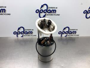 Gebruikte Benzinepomp BMW 3 serie Touring (E91) 318i 16V Prijs € 68,00 Margeregeling aangeboden door Gebr Opdam B.V.