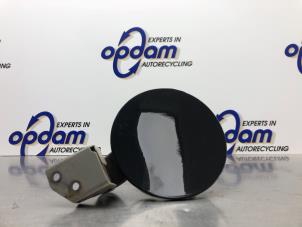 Gebruikte Tank Klep Suzuki Swift (ZA/ZC/ZD1/2/3/9) 1.3 VVT 16V Prijs € 32,00 Margeregeling aangeboden door Gebr Opdam B.V.