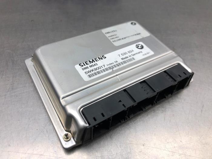 Computer Motormanagement van een BMW 3 serie (E46/4) 320i 24V 2003