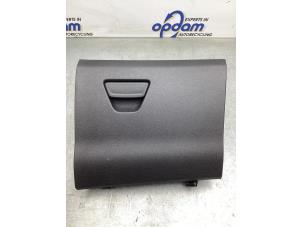 Gebruikte Dashboardkastje Ford Transit Courier 1.0 Ti-VCT EcoBoost 12V Prijs € 72,60 Inclusief btw aangeboden door Gebr Opdam B.V.