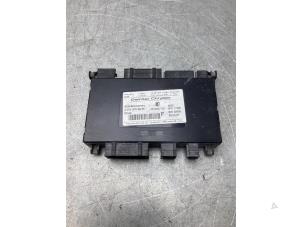 Gebruikte Computer stoel Mercedes ML II (164/4JG) 5.0 500 4-Matic V8 24V Prijs € 50,00 Margeregeling aangeboden door Gebr Opdam B.V.