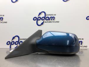 Gebruikte Spiegel Buiten links Mazda 6 Sport (GG14) 2.0i 16V S-VT Prijs € 45,00 Margeregeling aangeboden door Gebr Opdam B.V.